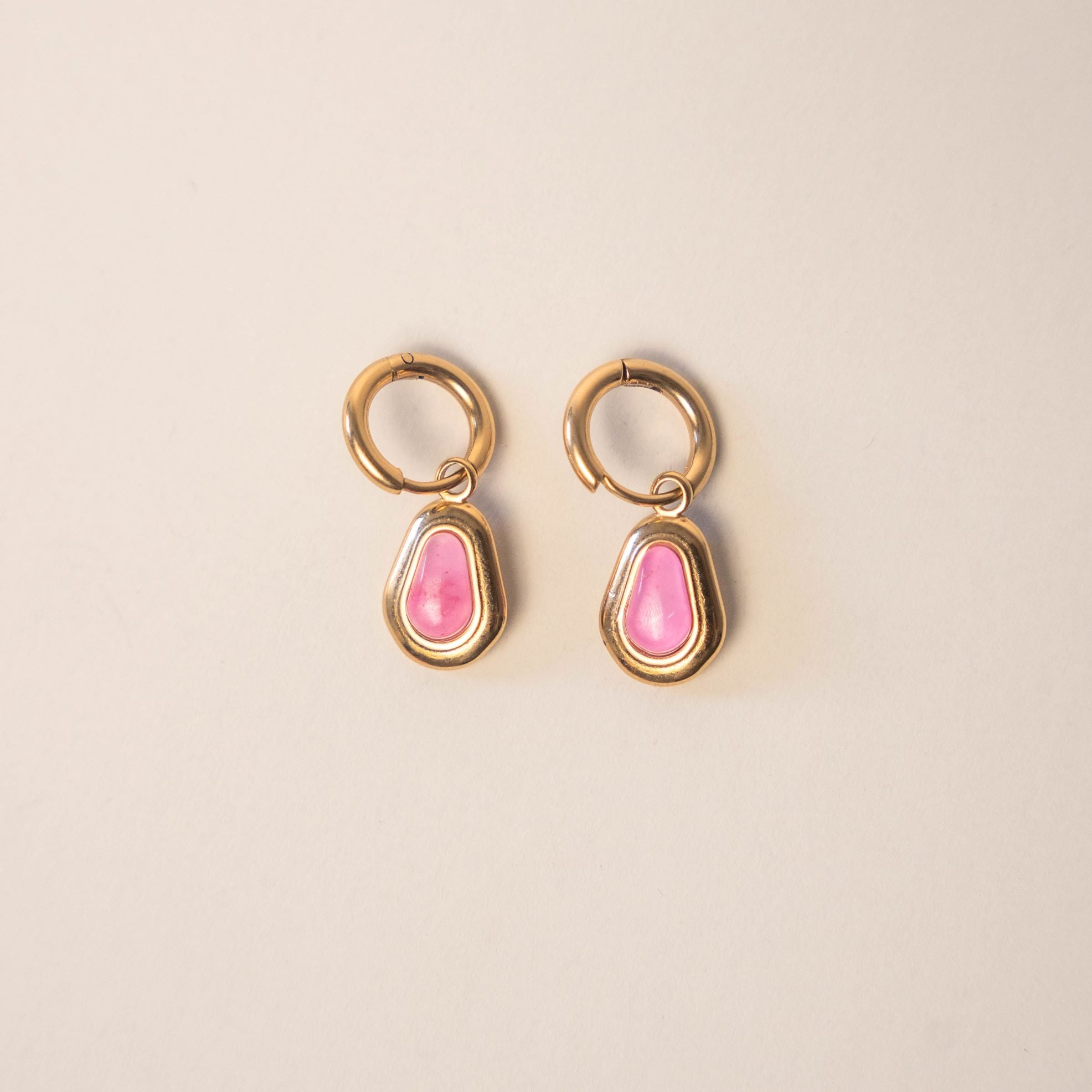 Boucles avec pierres naturelles